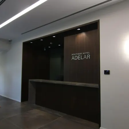 Boutique Adelar Тирана