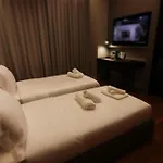 호텔 Boutique Adelar 티라나
