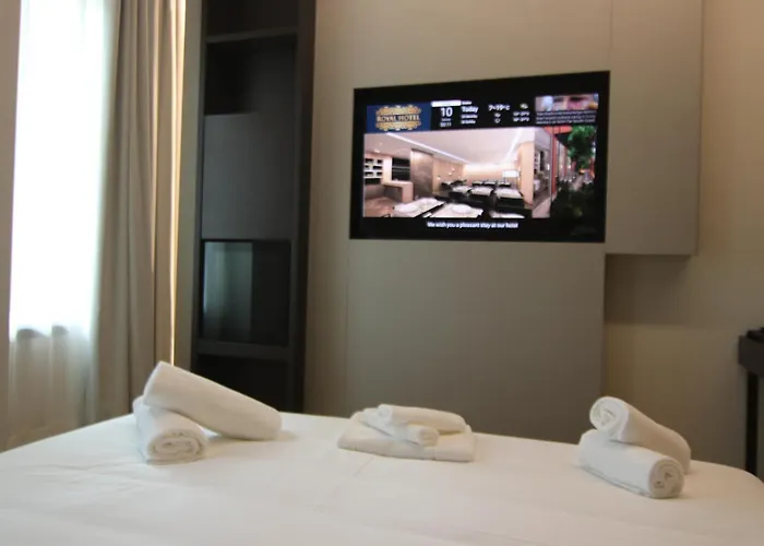 Boutique Adelar Тирана