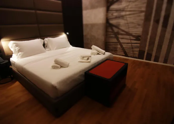 Boutique Adelar Tirana