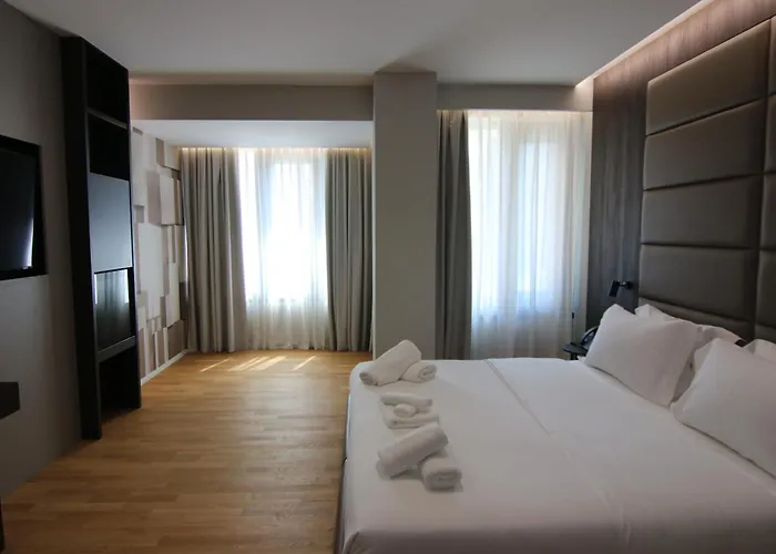 Отель Boutique Adelar *