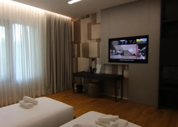 Boutique Adelar * Тирана