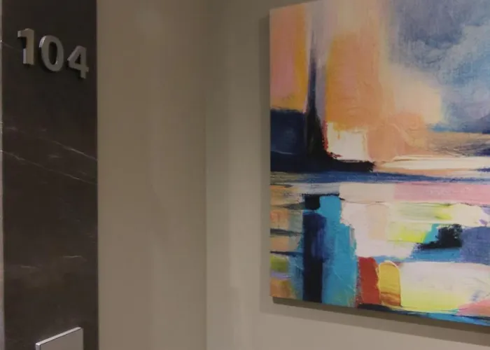 Boutique Adelar * Tirana